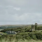 Hotel Ballinalacken Castle