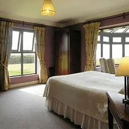 Szálloda Ballinalacken Castle 4*