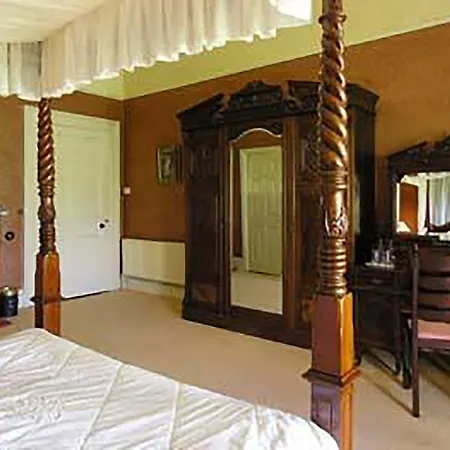 Ballinalacken Castle