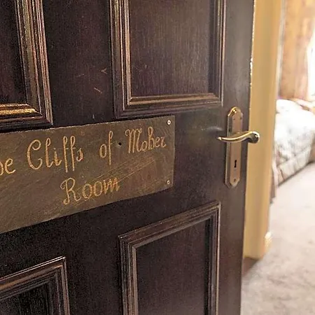 Ballinalacken Castle Hotel Doolin