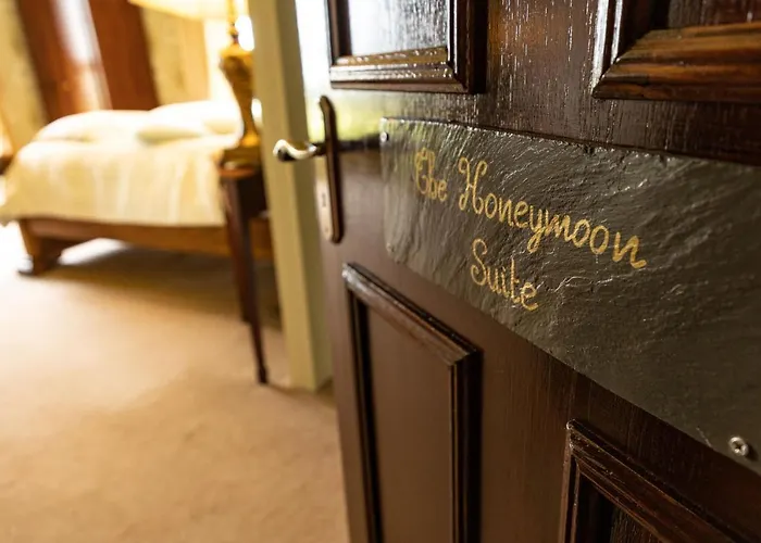 Hotel Ballinalacken Castle Doolin