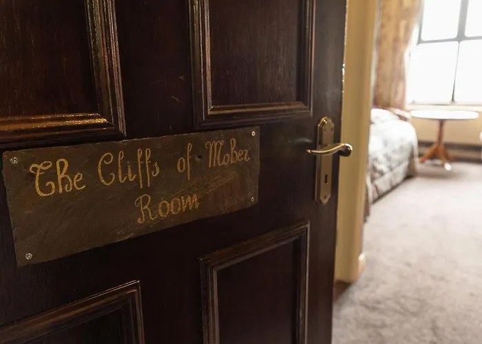 Otel Ballinalacken Castle Doolin