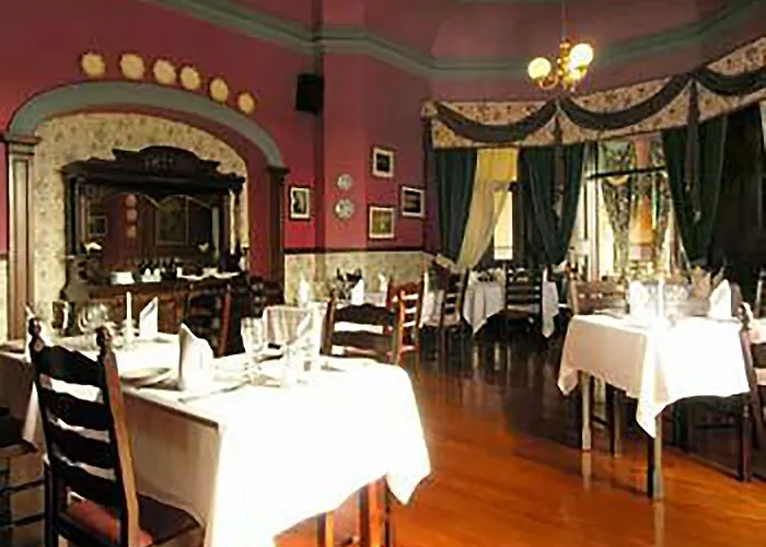 Ballinalacken Castle