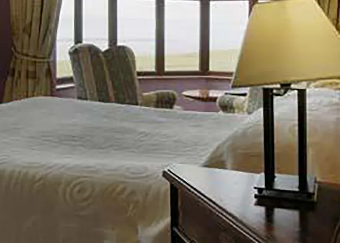 Ballinalacken Castle Otel 4*