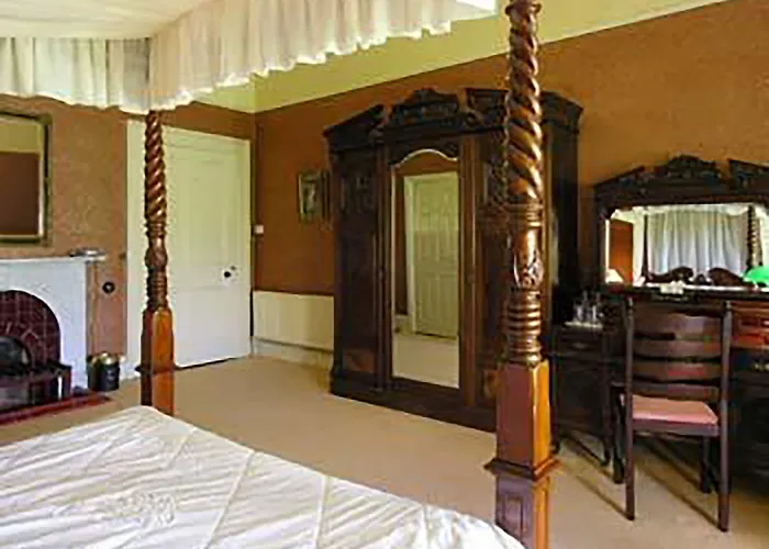 Ballinalacken Castle